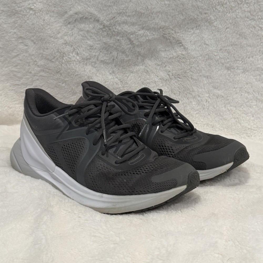 Lululemon Blissfeel Run 2 Shoes Black/Asphalt Grey Women's size 11